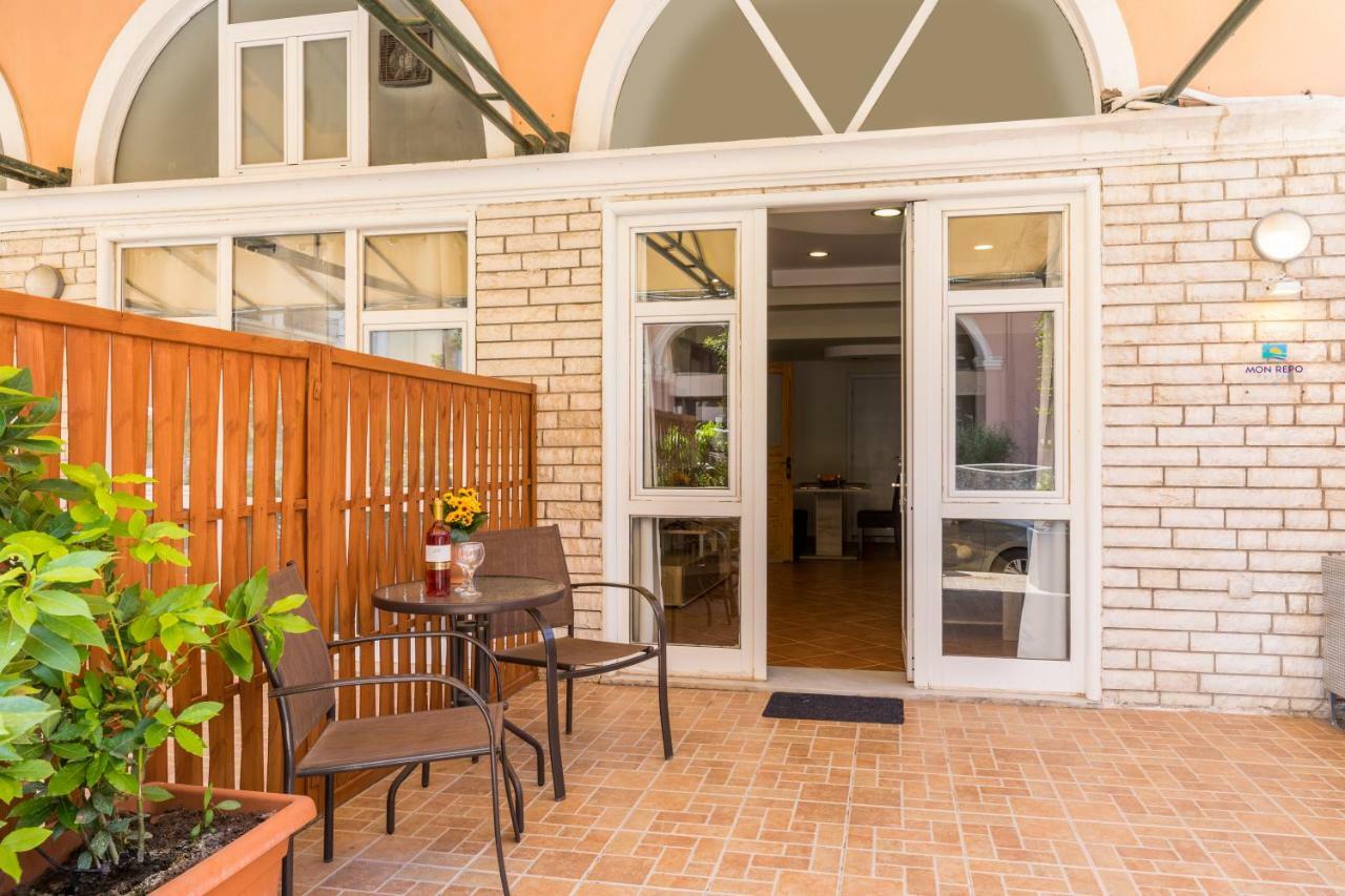 Mon-Repo Suites Corfu  ภายนอก รูปภาพ